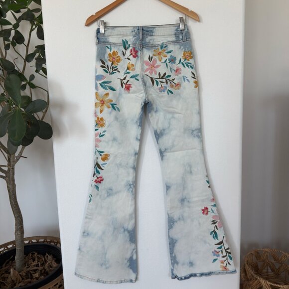 Free People High Rise Driftwood Farrah Embroidered Flare Jeans - Like New! - Picture 6 of 9